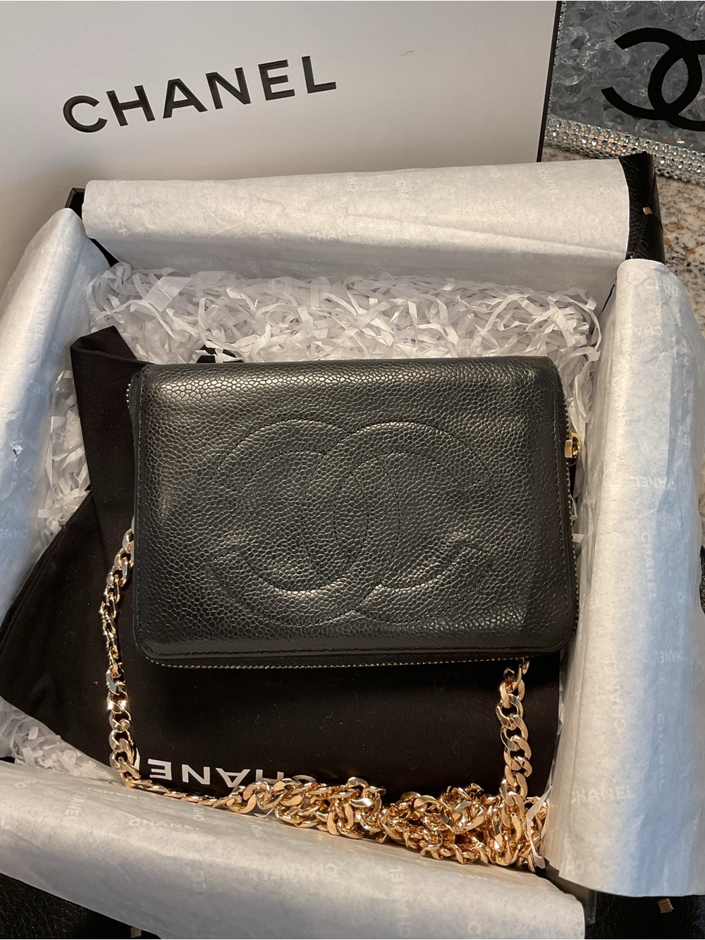 Chanel Vintage Wallet with chain, dust bag and some free accessories